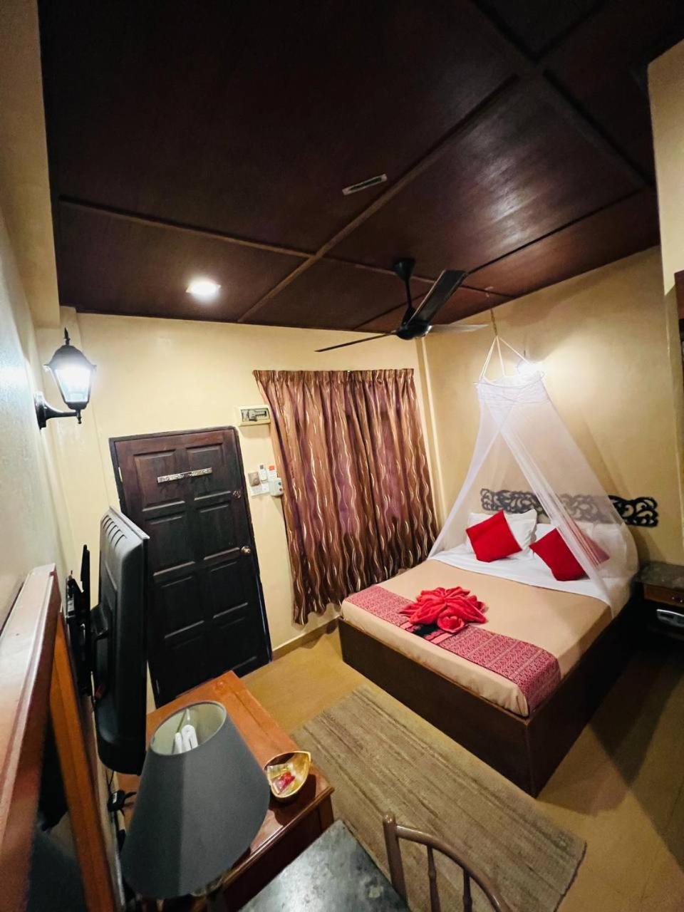 Ombak Dive Resort Perhentian Island Pulau Perhentian Kecil Eksteriør bilde